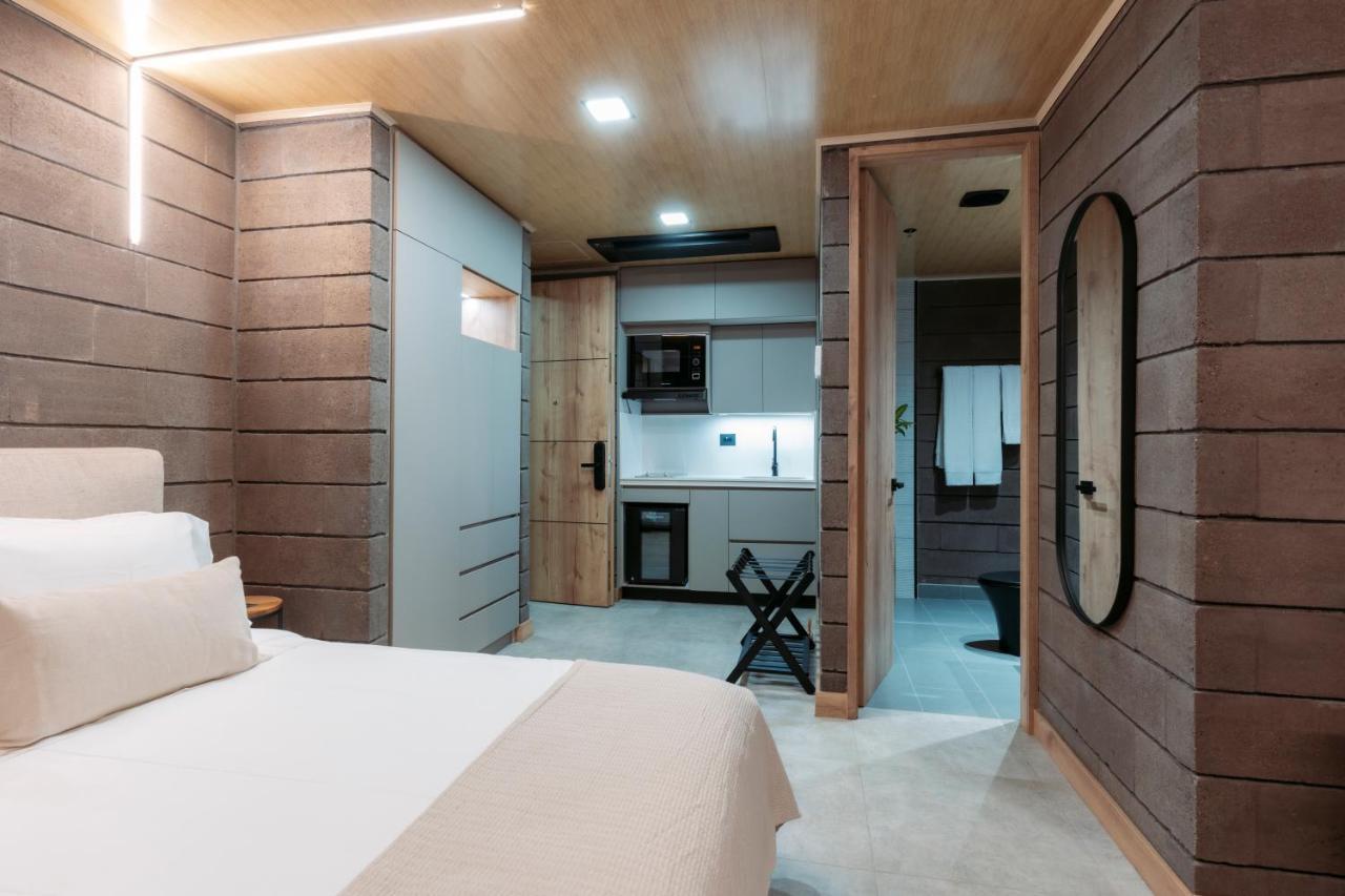 Hotel Living By Armoniko 메딜린 외부 사진